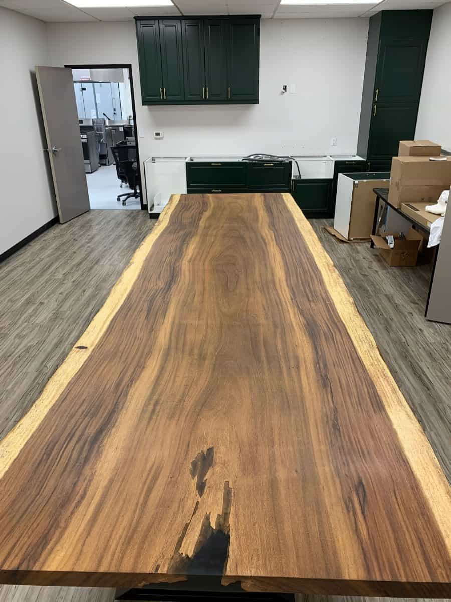 MORUXO live edge custom piece 22